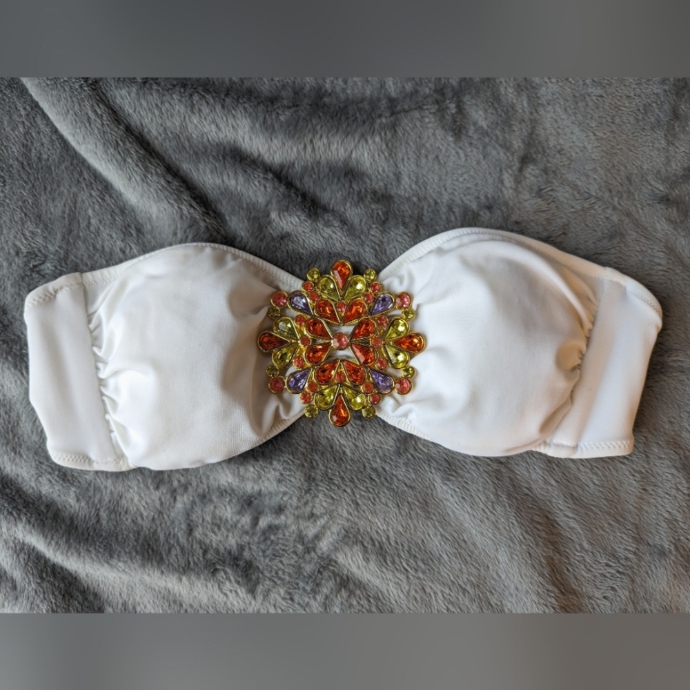 Victoria's Secret Y2K Strapless Broach Bikini Top  extra Small
